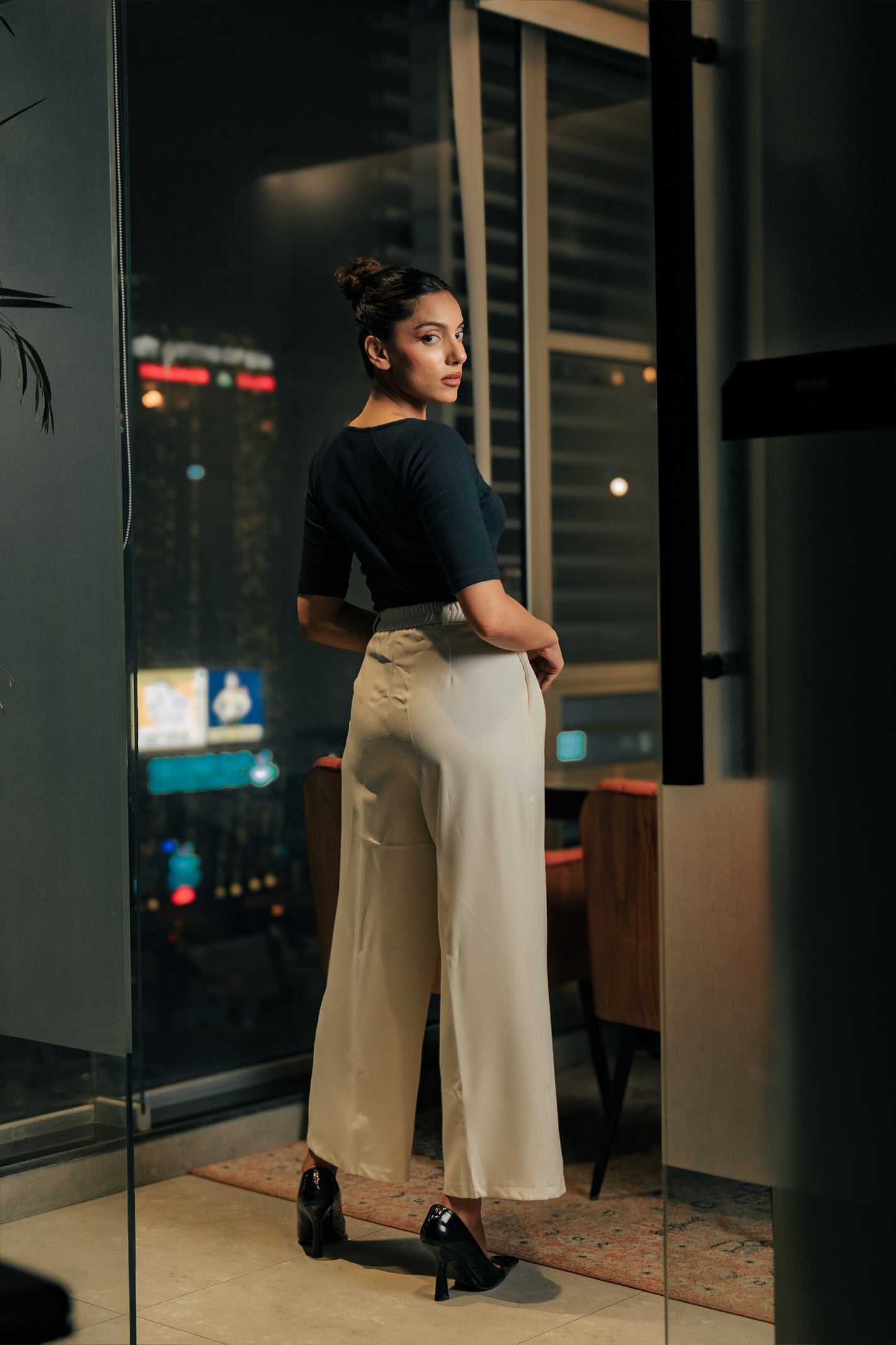 Sweet Heart Neck Top - Navy